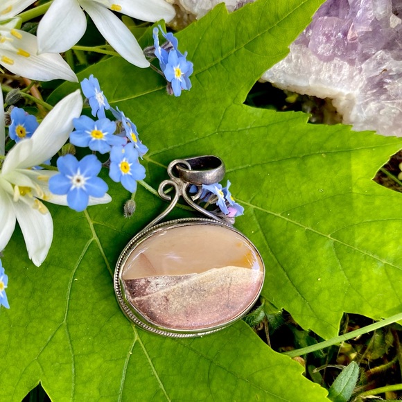 Mookaite Oval 925 Sterling Silver Pendant - Picture 3 of 5